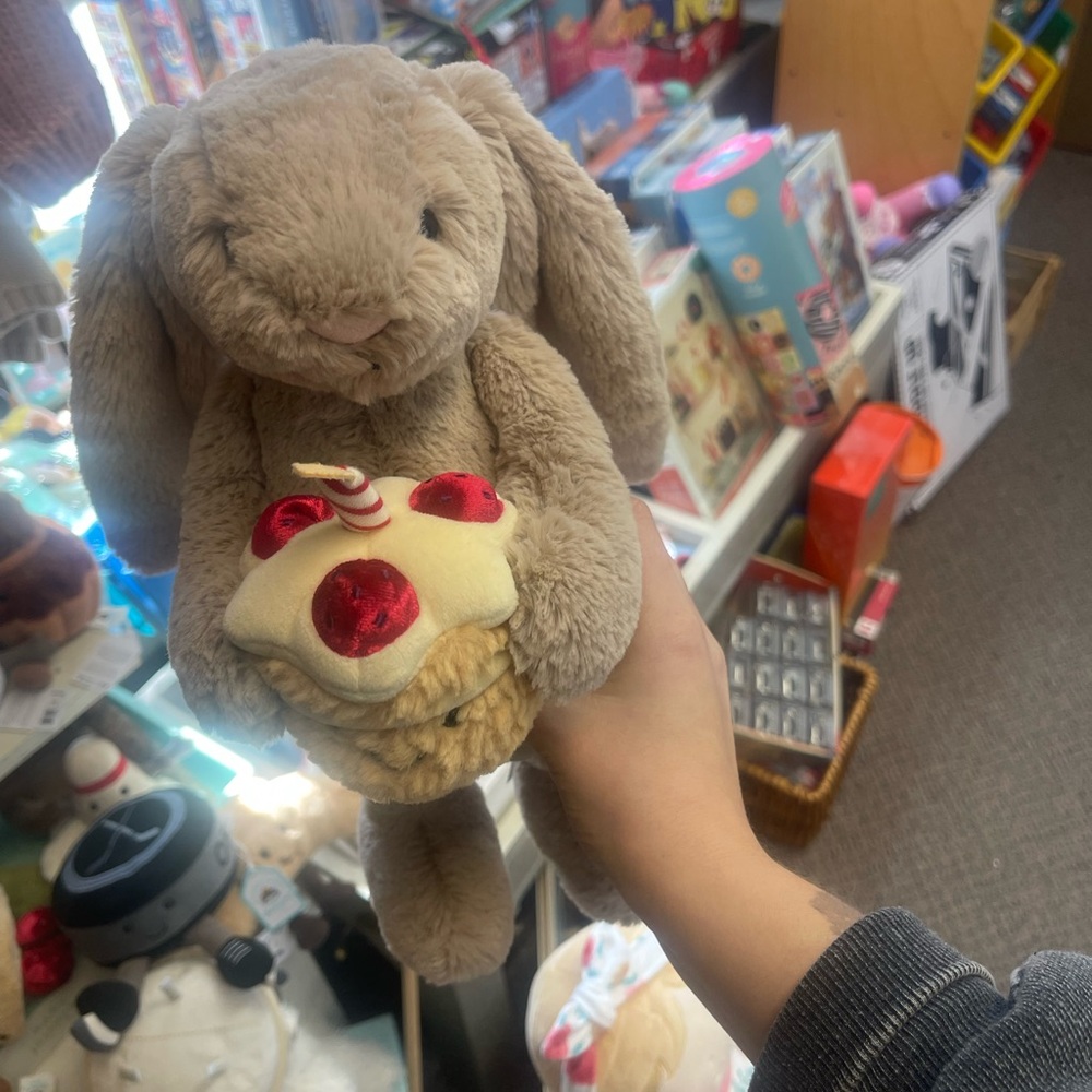 Jellycat Tan Bunny Plush birthday rabbit authentic nwt apple stuffed